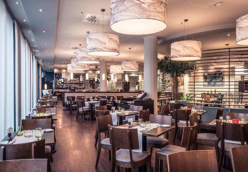 Courtyard By Marriott Munich City Center Экстерьер фото