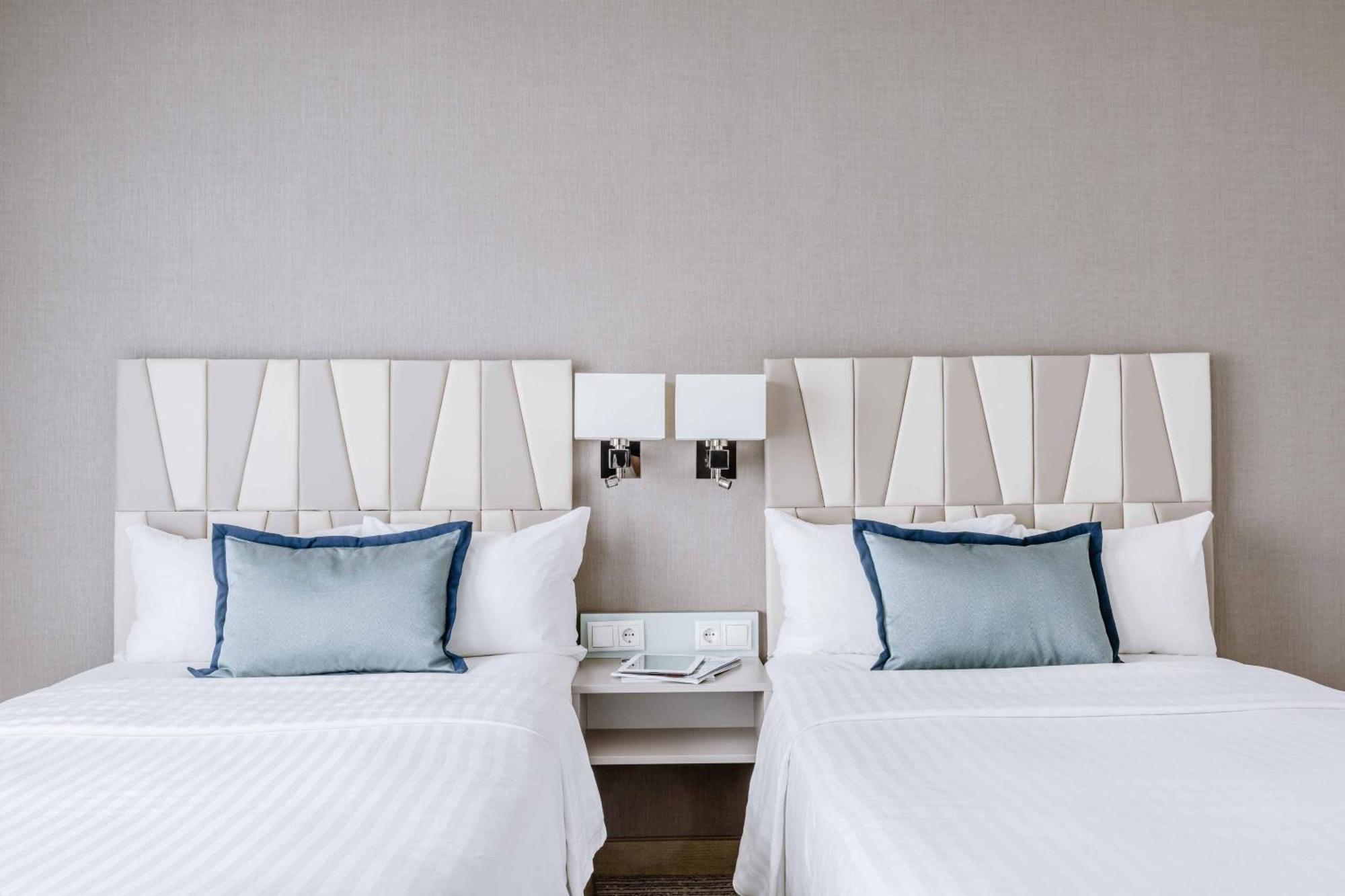Courtyard By Marriott Munich City Center Экстерьер фото